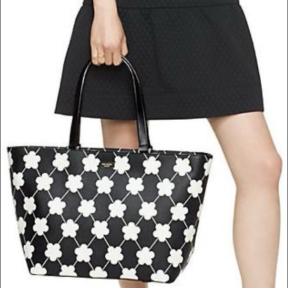 Authentic Kate Spade New York - Picture 9 of 9